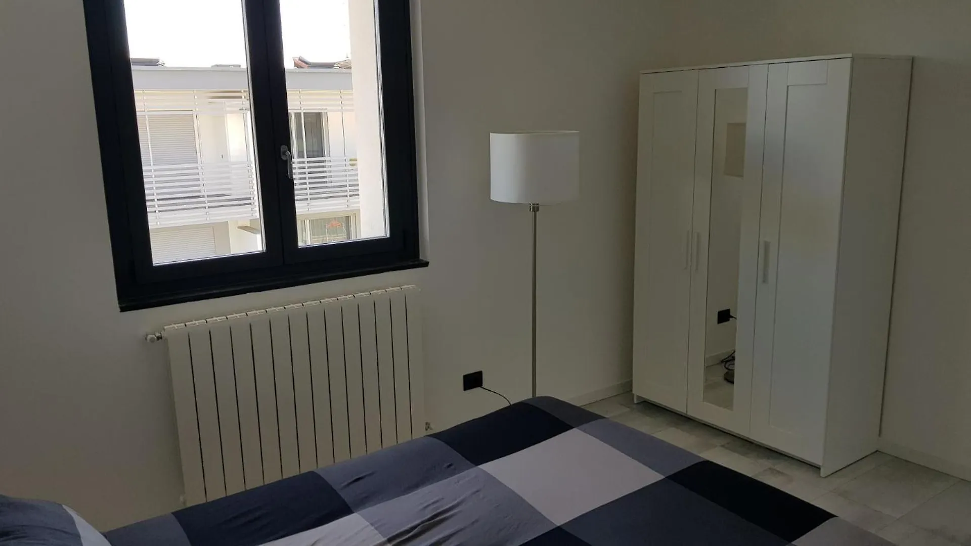 Appartamento Black And White B&B Urgnano