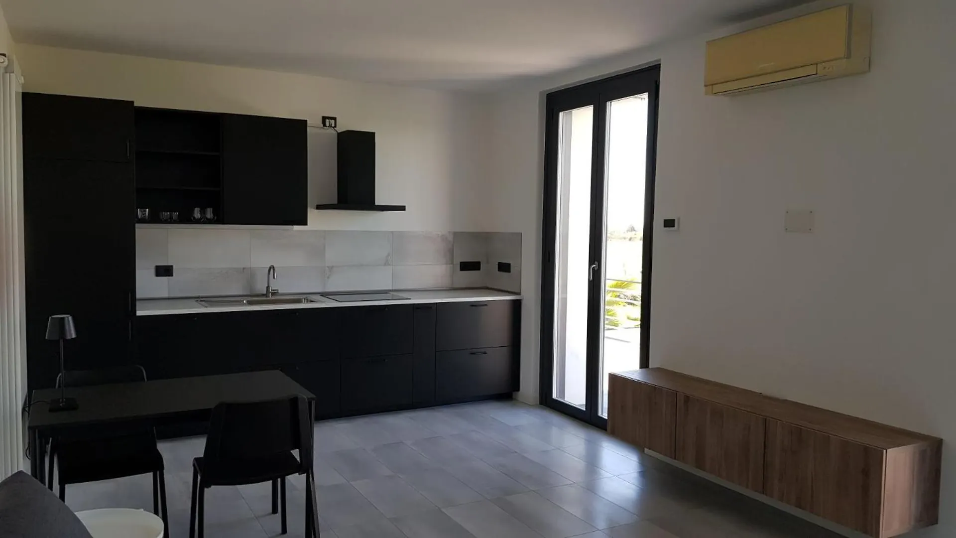 Appartamento Black And White B&B Urgnano